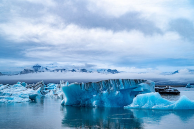 An image of an iceberg