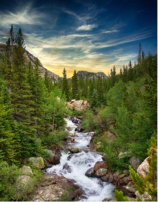 Water moves laterally from the ridge and converges towards the valleys. 